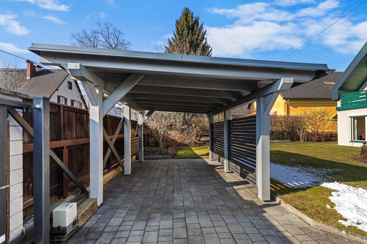 Carport