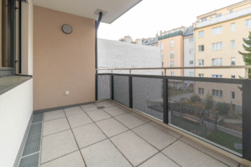 Neuwertige 2‑Zimmer Wohnung mit Balkon beim Meidlinger Markt, 1120 Wien, Etagenwohnung